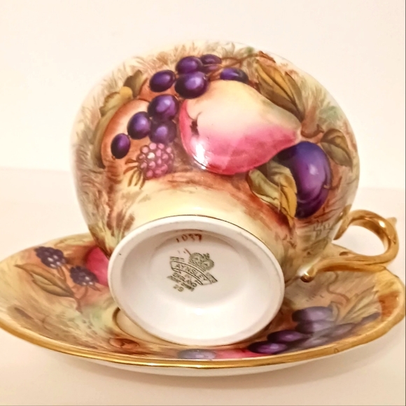 Vintage Aynsley Orchard Bone China Signed N. Brunt / D. Jones - Picture 7 of 9